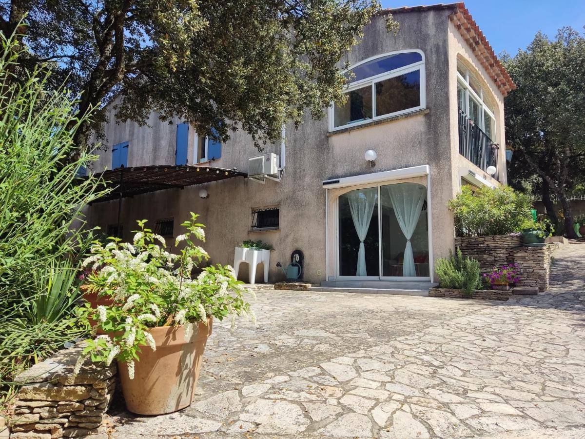 Charmant Studio A Castillon Du Gard, A Deux Pas Du Pont-Du-Gard エクステリア 写真